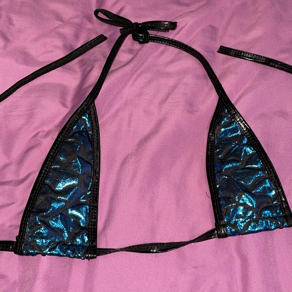 EVAbaby Women's Halterneck Micro Thong Bikini 2 Piece Swimsuit Mini Tie Side PU - Picture 9 of 9